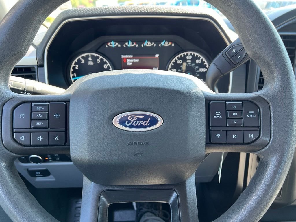 Used 2022 Oxford White Ford XL image 22