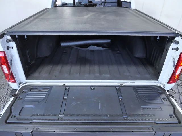 Used 2023 White Ford XLT image 10