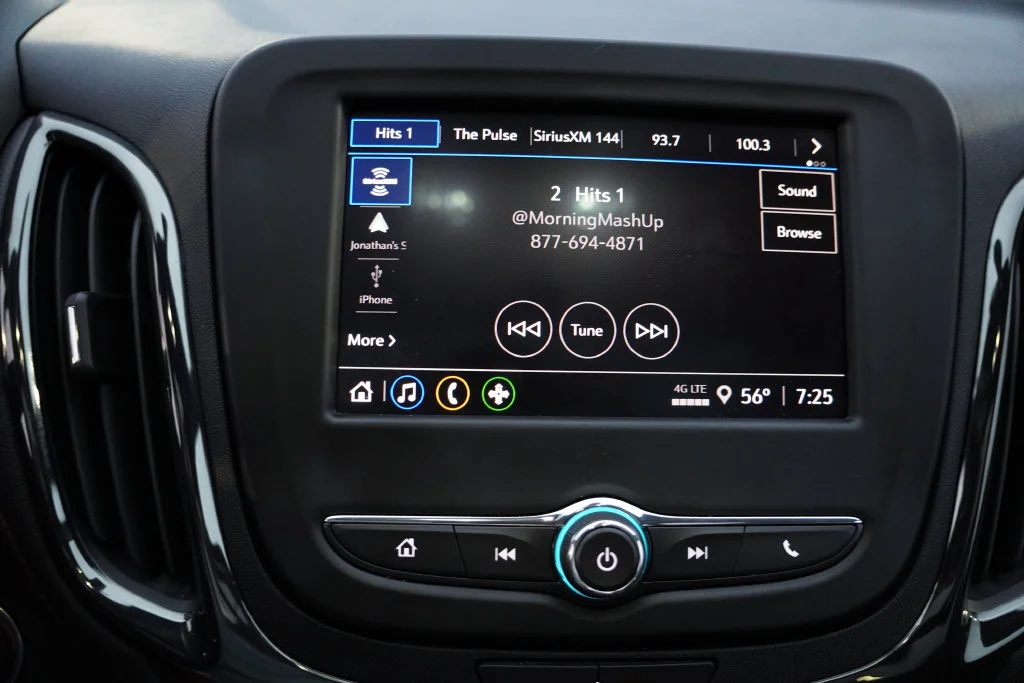 Used 2023 Mosaic Black Metallic Chevrolet RS image 6