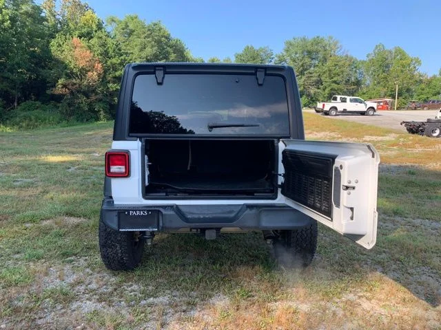 Used 2020 White Jeep Unlimited Sport S image 8