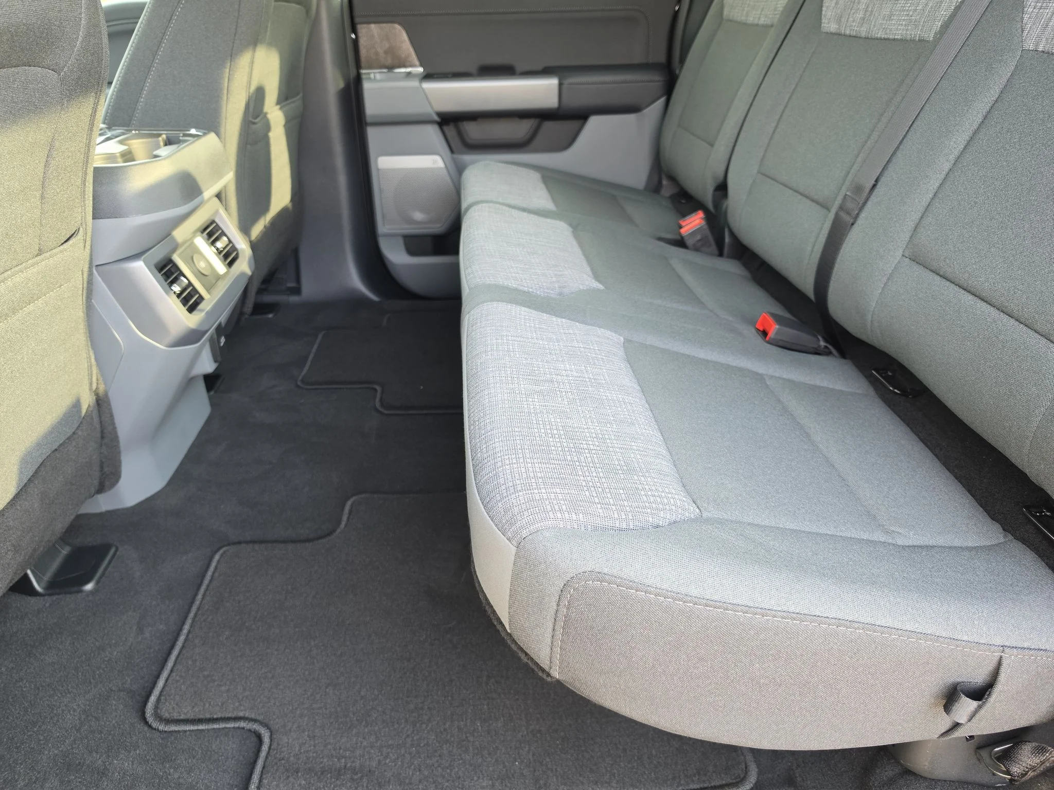 New 2026 Agate Black Metallic Ford F-250® XLT image 8