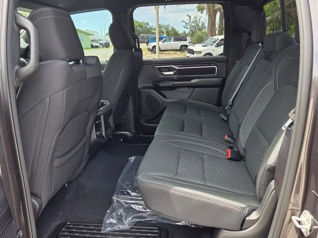 New 2026 Granite Crystal Metallic Clear-Coat Exterior Paint RAM Big Horn/Lone Star image 13
