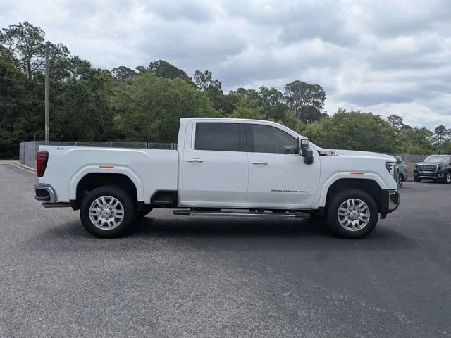 Used 2024 Summit White GMC Elevation image 2