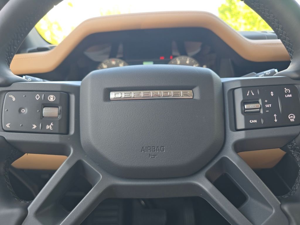New 2026 Fuji White Land Rover S image 19