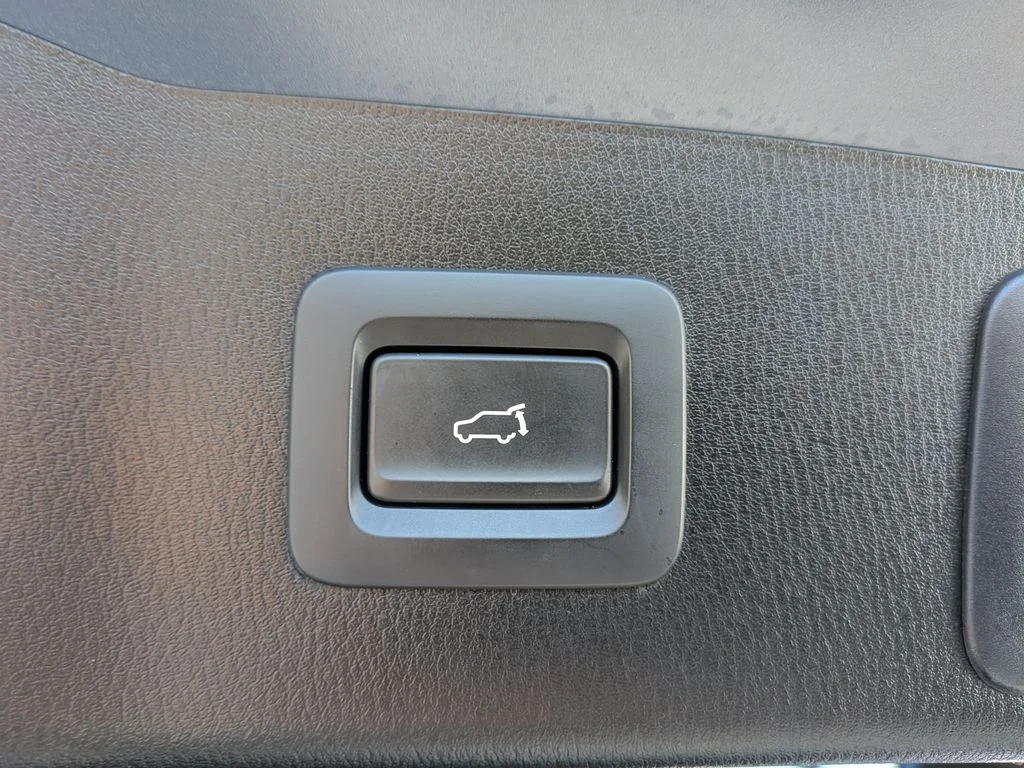 Used 2021 Gray Mazda Carbon Edition image 23