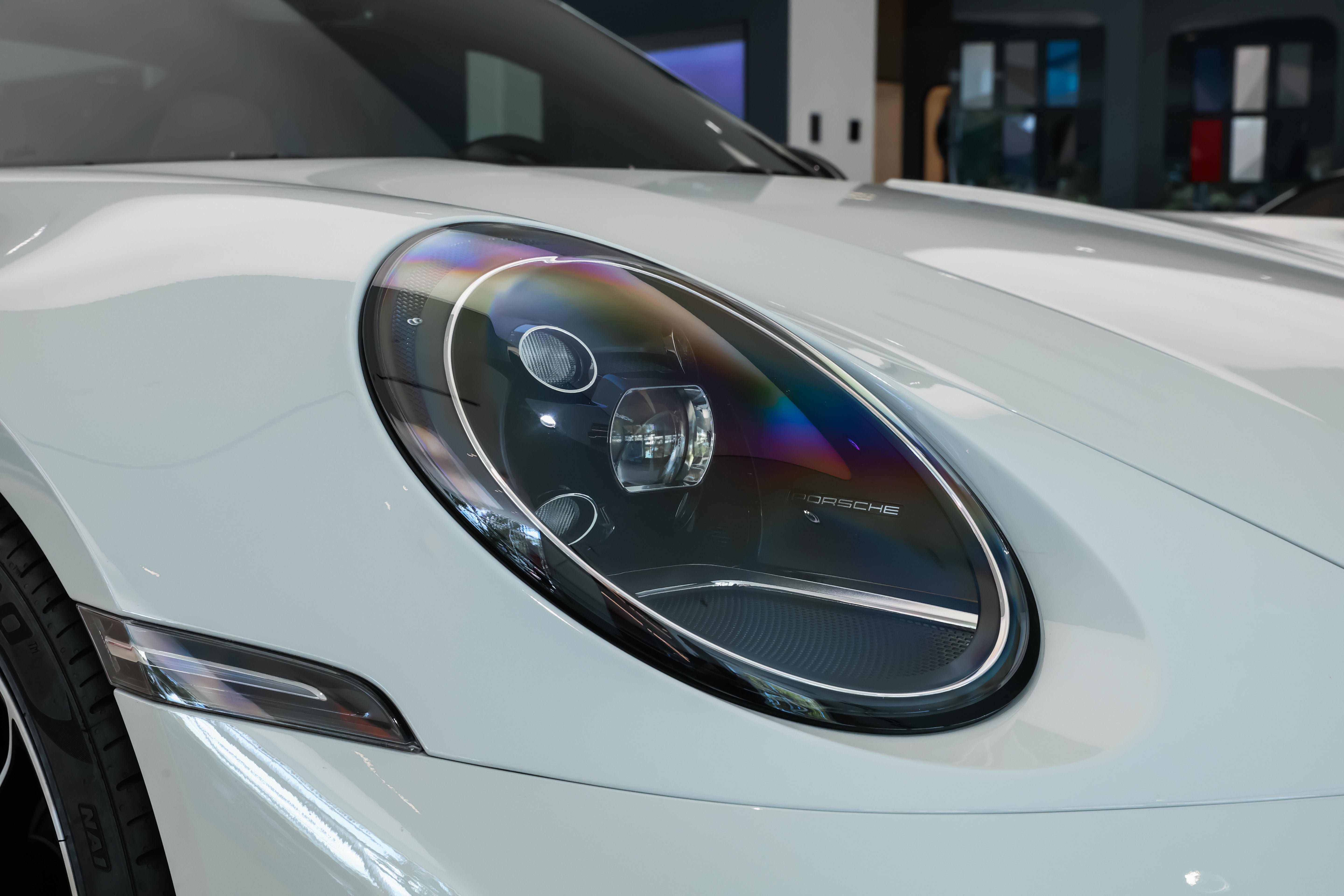 2025 Porsche 911 Turbo - Photo 36