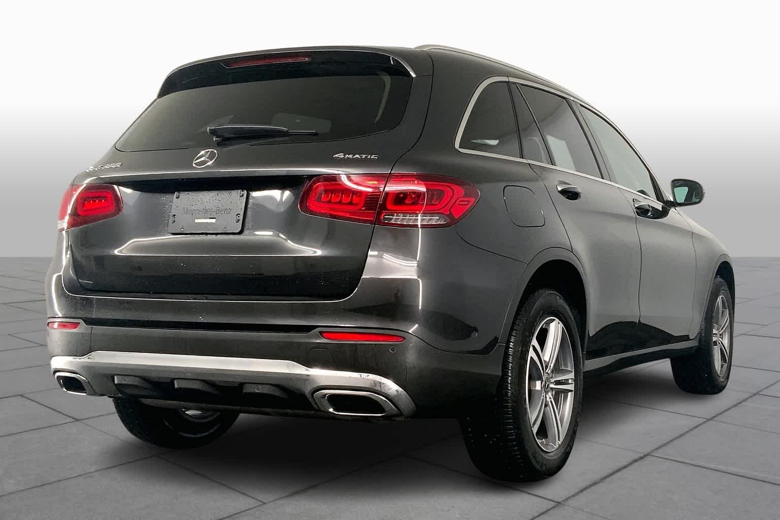 Used 2021 Graphite Grey Metallic Mercedes-Benz GLC 300 image 13