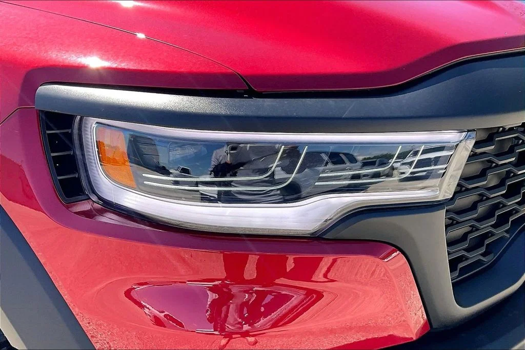 New 2026 Molten Red Pearl-Coat Exterior Paint RAM RHO image 16