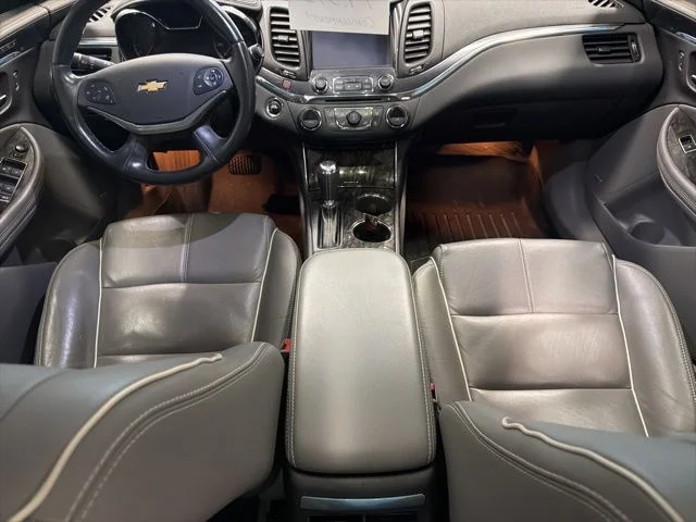 Used 2015 Red Chevrolet LTZ image 17
