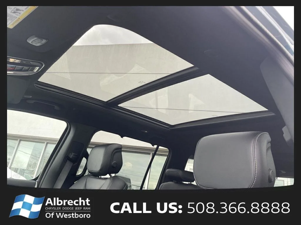 New 2026 Steel Blue Exterior Paint Jeep Limited Reserve image 25