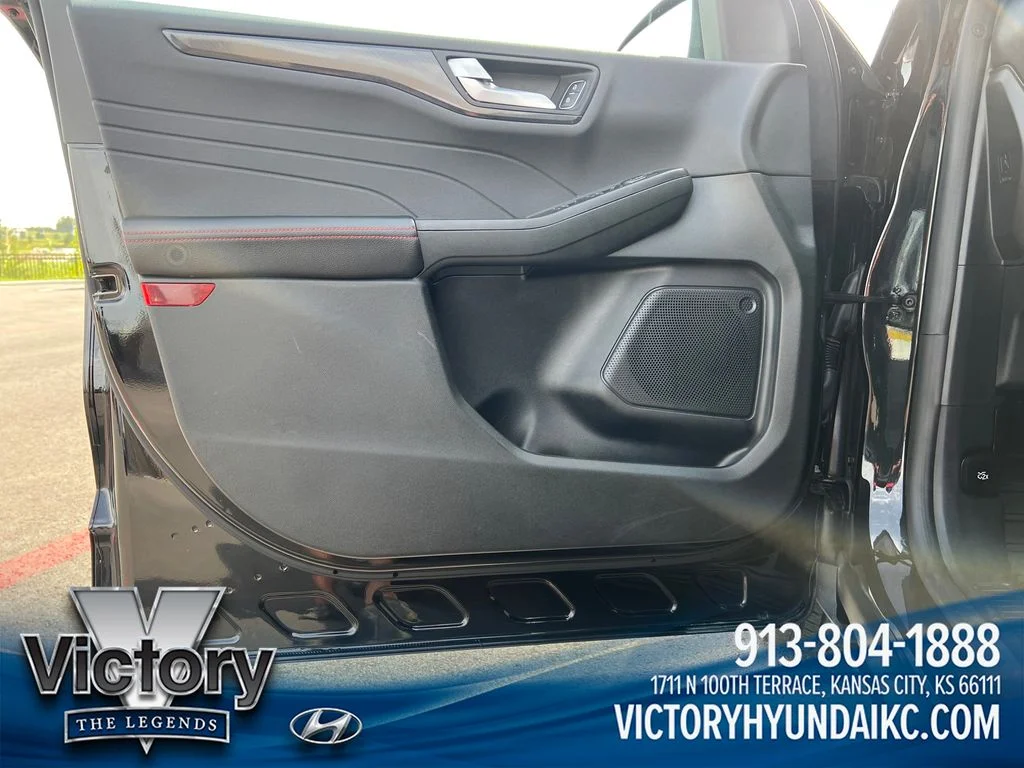 Used 2025 Black Ford ST-Line Select image 10