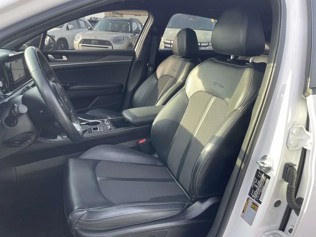 Used 2024 Glacial White Pearl Kia GT-Line image 8