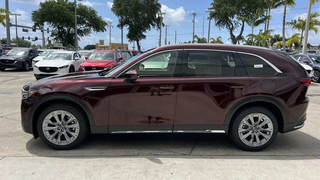 2025 Mazda CX-90 Premium Plus Package - Photo 11