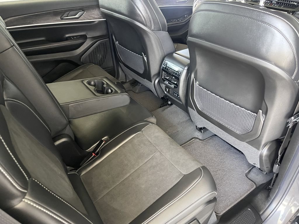 New 2026 Baltic Gray Metallic Clearcoat Jeep Altitude image 21