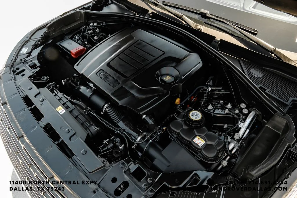 Used 2026 Black Land Rover Dynamic SE image 48