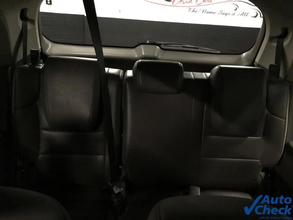 Used 2015 Silver Honda EX-L image 29