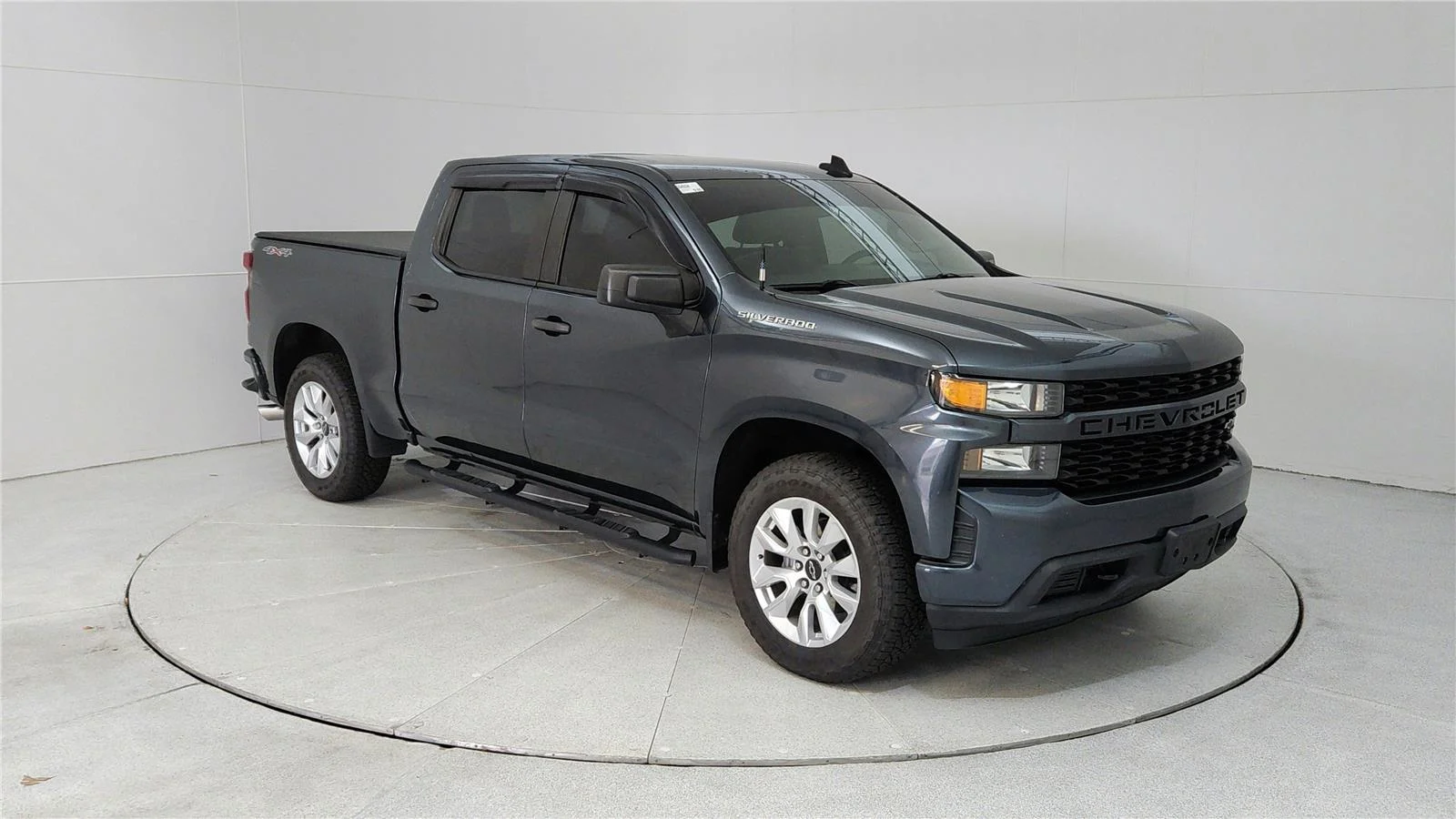 2019 Chevrolet Silverado 1500 Custom 4X4 Crew Cab Short Box's photo