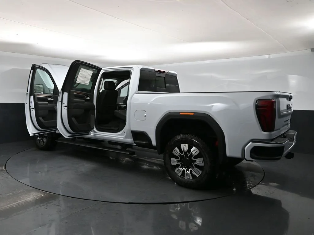 2026 GMC Sierra 2500HD Denali - Photo 39