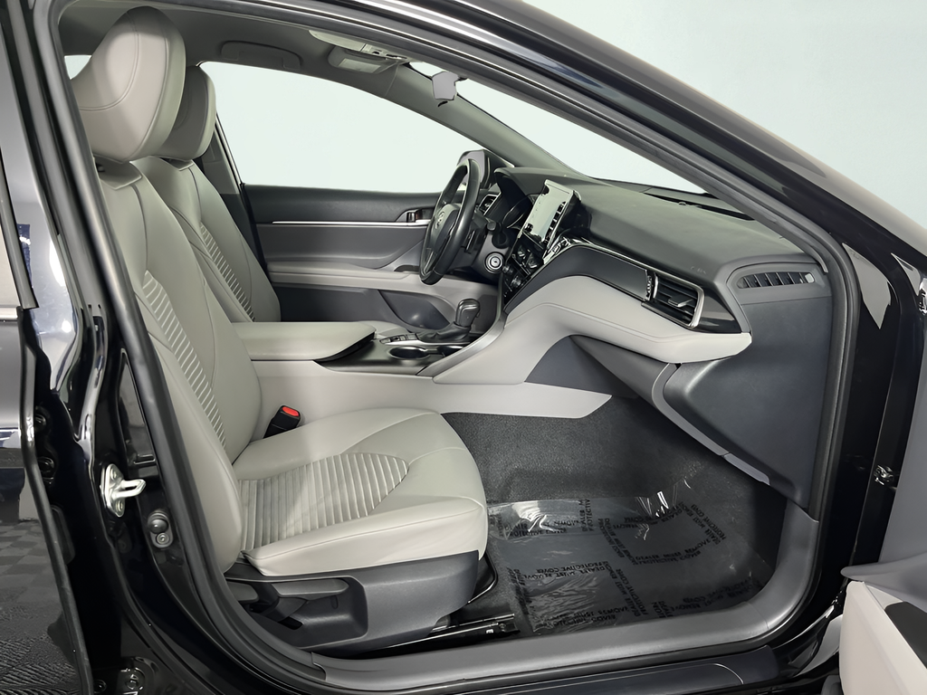 Used 2023 Midnight Black Metallic Toyota SE image 16
