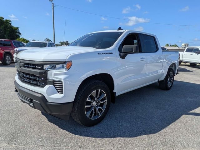 Used 2024 White Chevrolet LT image 7
