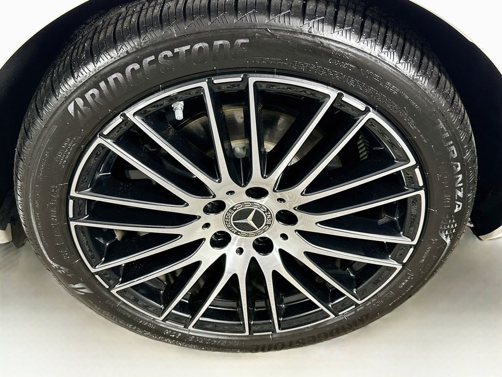 Used 2026 White Mercedes-Benz C 300 image 32