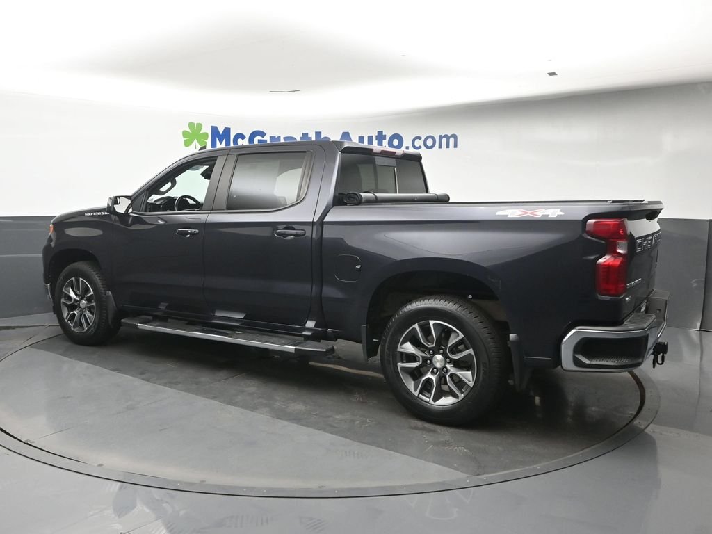 Used 2023 Gray Chevrolet LT image 25