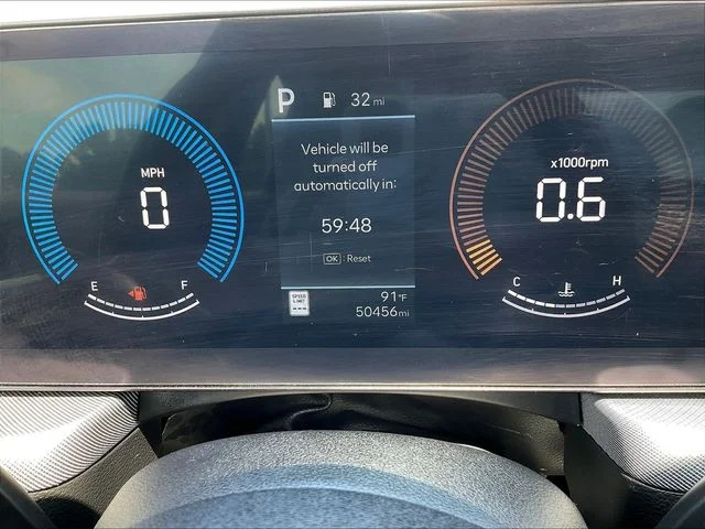 Used 2025 Blue Hyundai SEL image 15