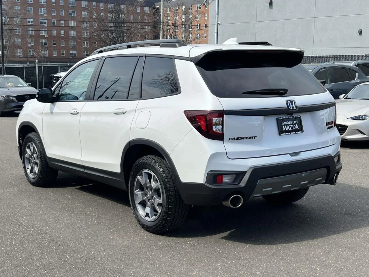 Used 2023 Platinum White Pearl Honda AWD TrailSport image 7