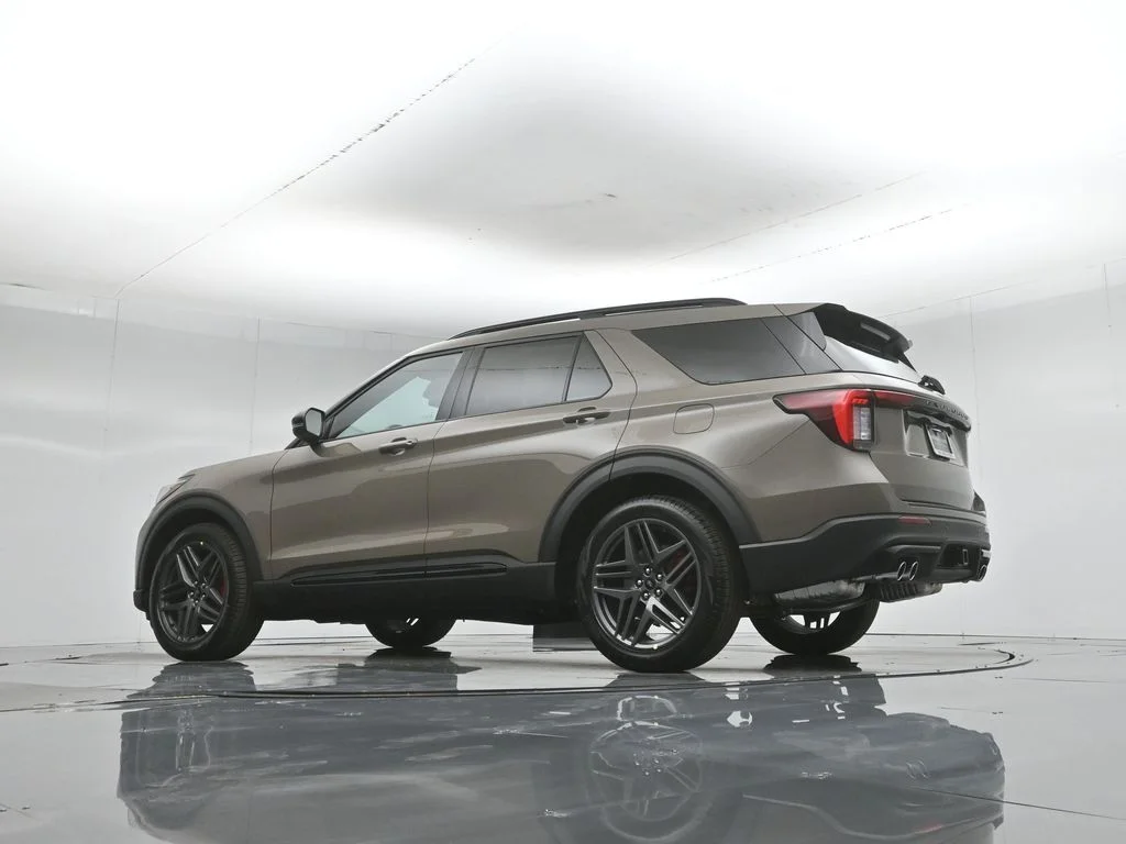 New 2026 Gray Ford ST image 3