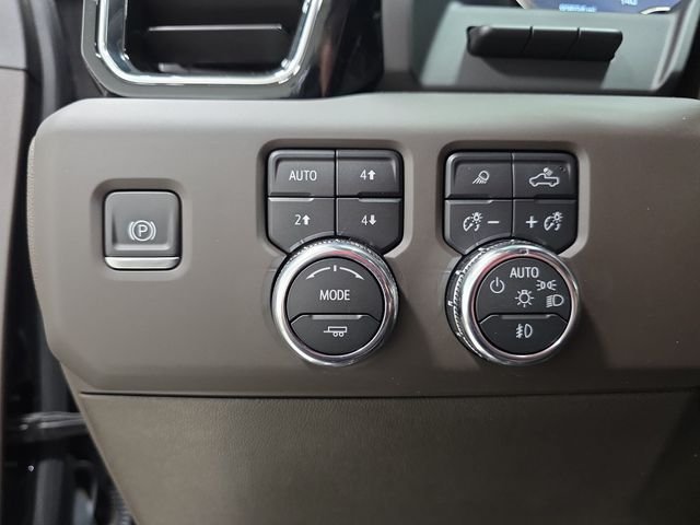 Used 2024 Silver GMC Denali image 25