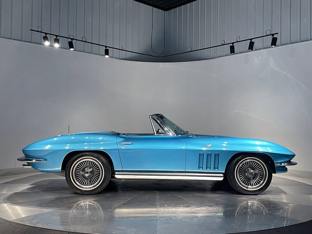 Used 1965 Blue CHEV NA image 4