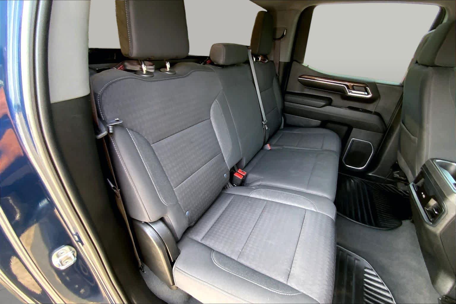 Used 2023 Northsky Blue Metallic Chevrolet RST image 19