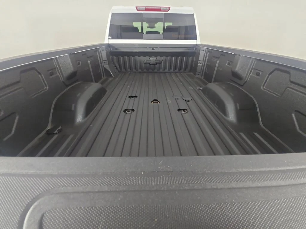 2025 Chevrolet Silverado 3500HD LT - Photo 16
