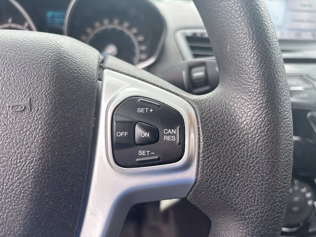 Used 2019 Black Ford SE image 19
