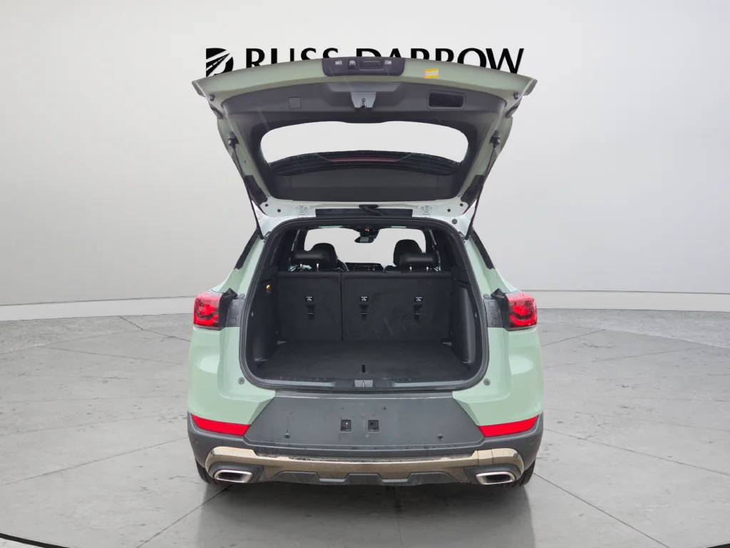Used 2025 Green Chevrolet ACTIV image 24