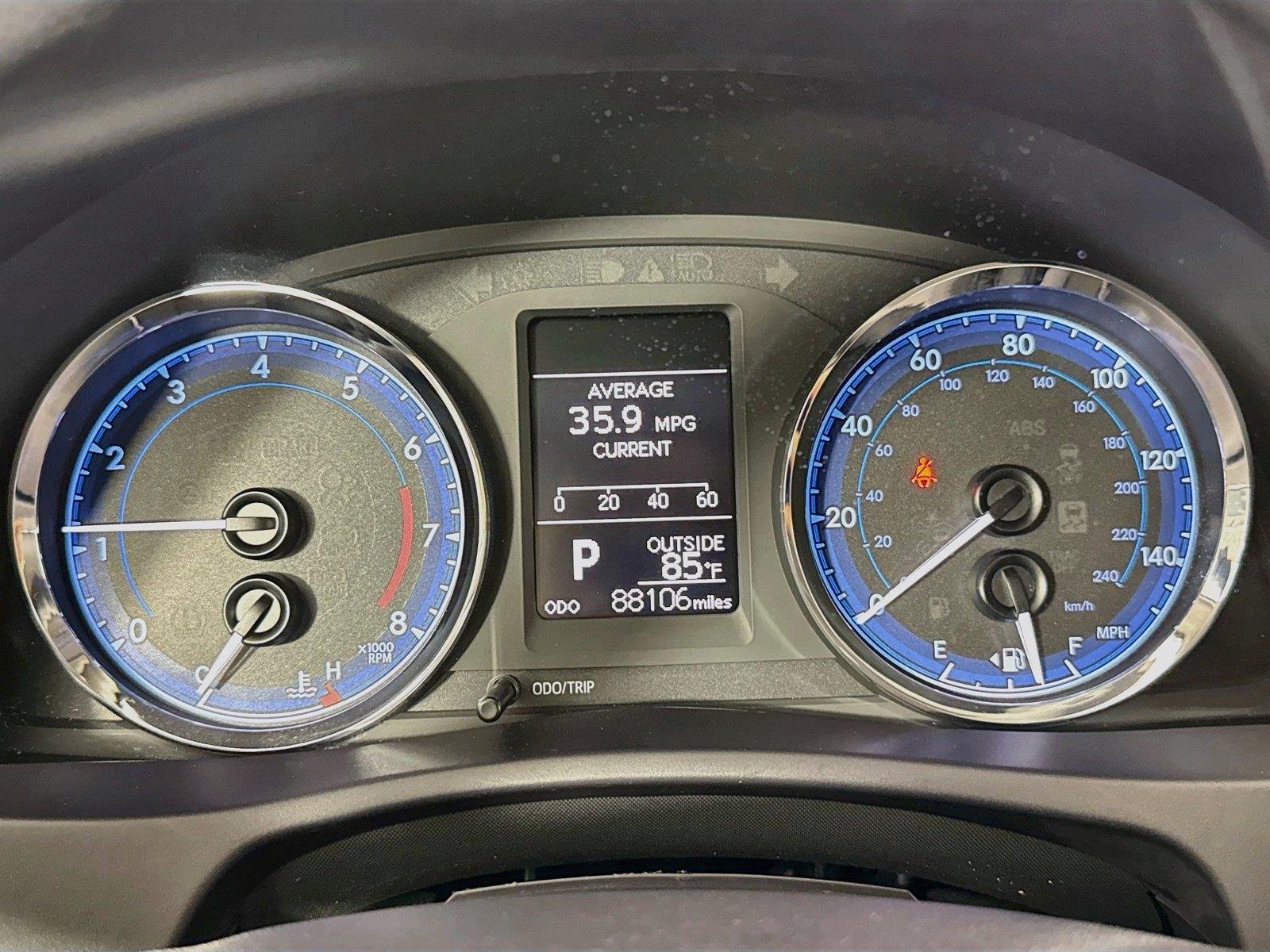 Used 2018 Super White Toyota L image 17