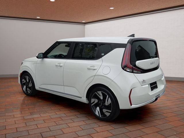 Used 2023 Snow White Pearl Kia GT-Line image 7