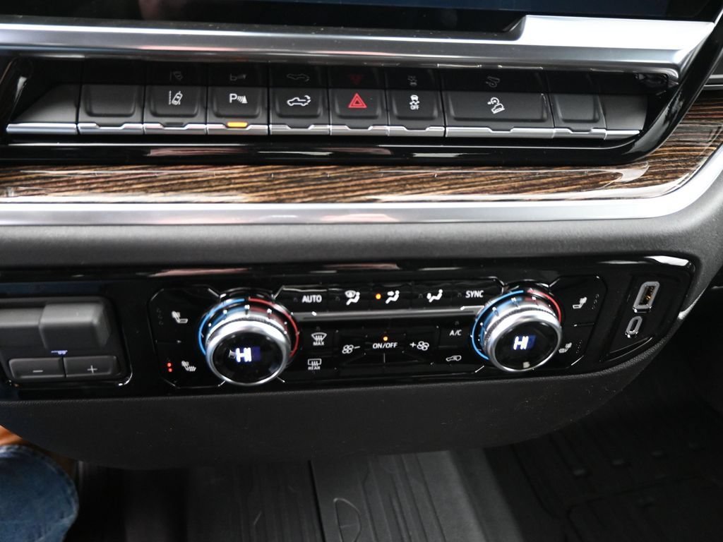 2026 GMC Sierra 3500HD SLE - Photo 15