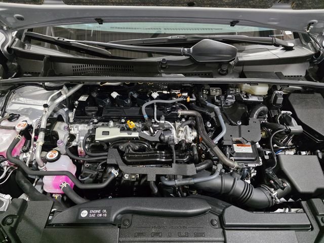 Used 2023  Toyota XLE image 26