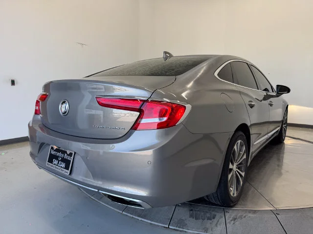 Used 2017 Pepperdust Metallic Buick Essence image 33