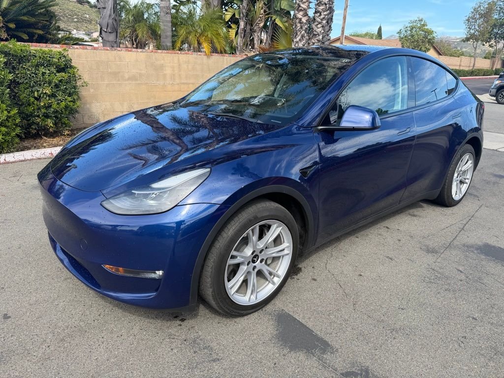 Used 2023 Blue Tesla Long Range image 2