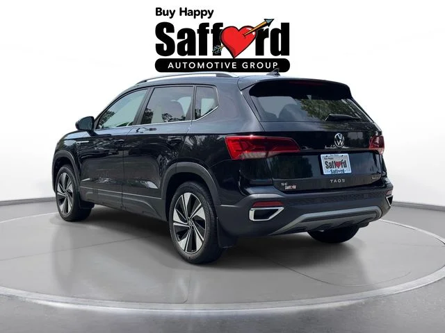 Used 2024 Black Volkswagen 1.5T SE image 6