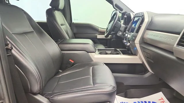 Used 2022 Gray Metallic Ford Lariat image 23