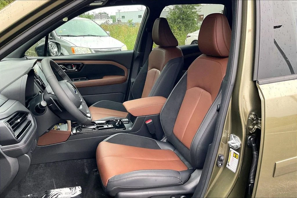 New 2026 AUTUMN GREEN METALLIC Subaru Touring image 9