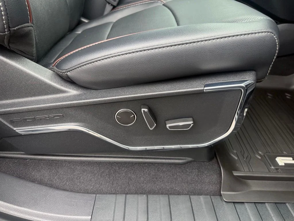 Used 2023 Black Ford Lariat image 67