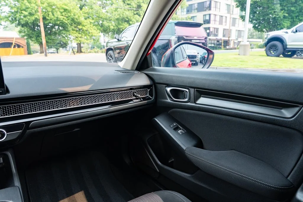 Used 2022 Red Honda LX image 10