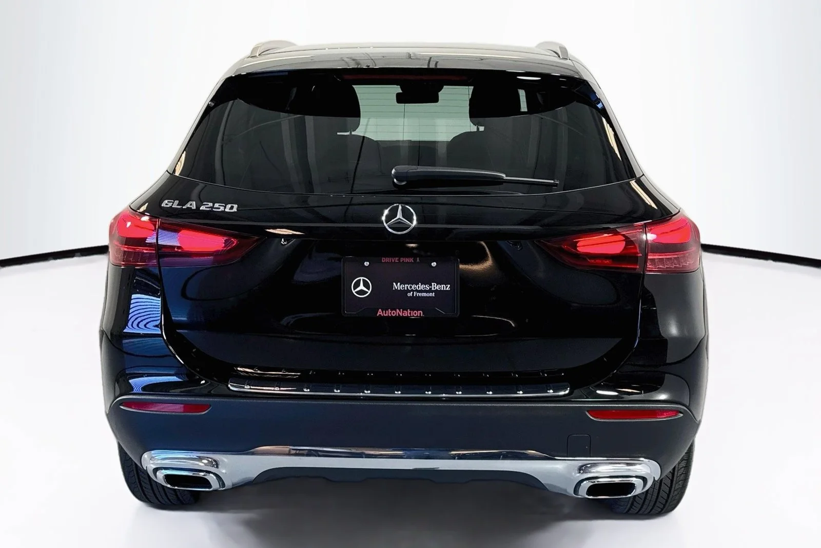 Used 2026 Night Black Mercedes-Benz GLA 250 image 6
