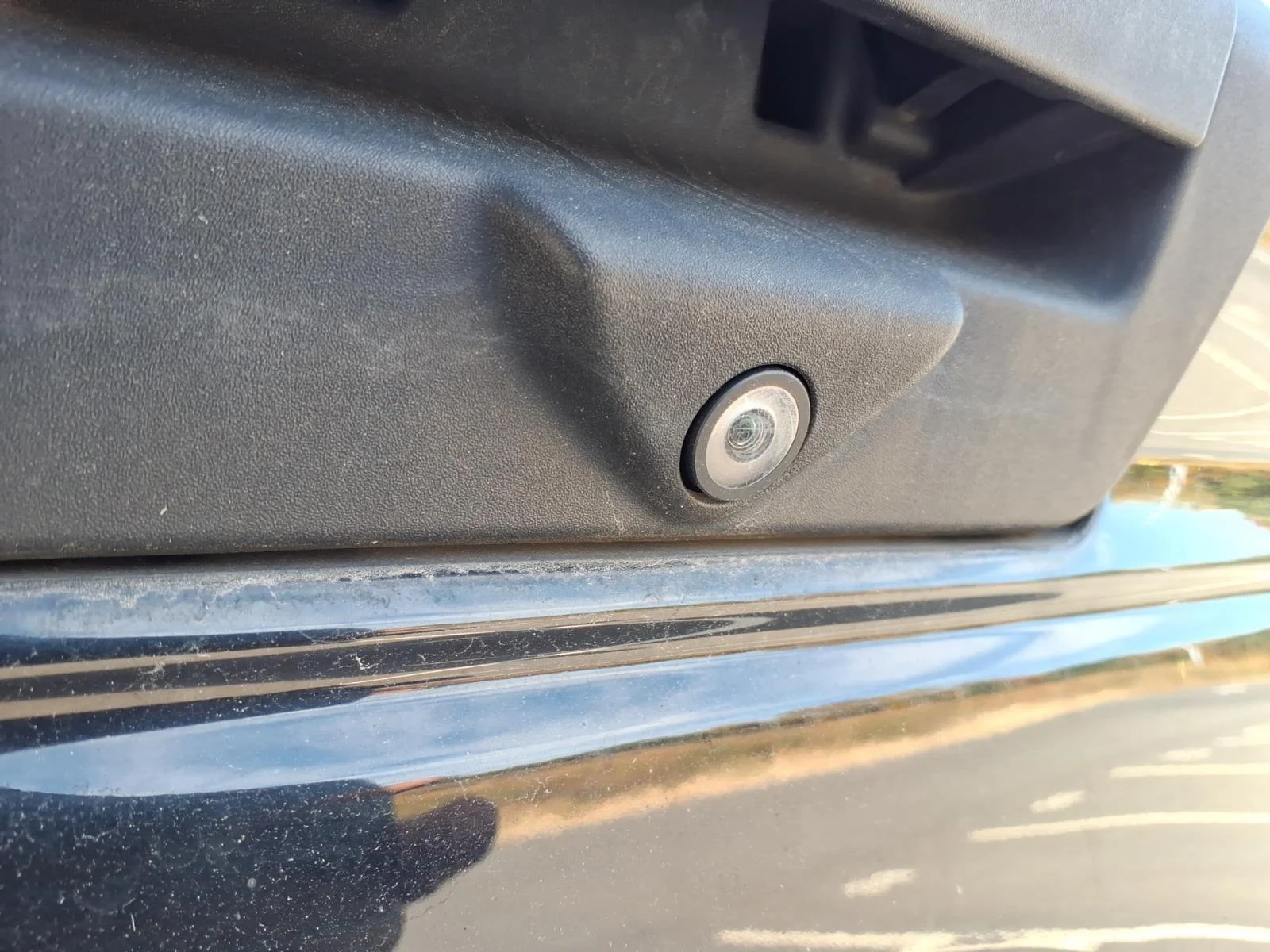 Used 2018  FORD  image 19
