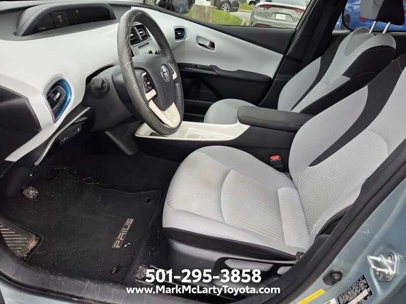 Used 2016 Pearl TOYOTA THREE image 6