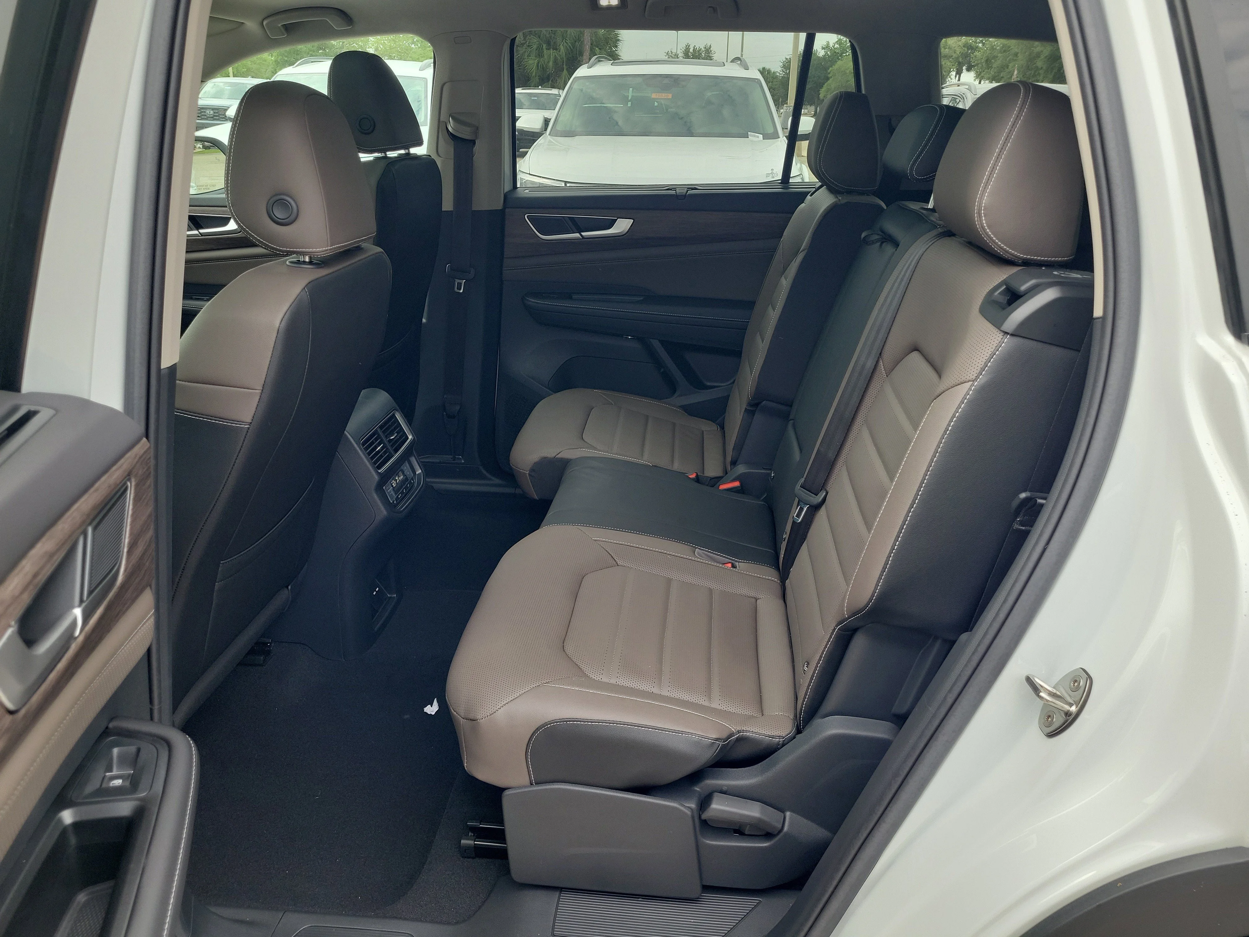 New 2026 White Volkswagen SEL image 13